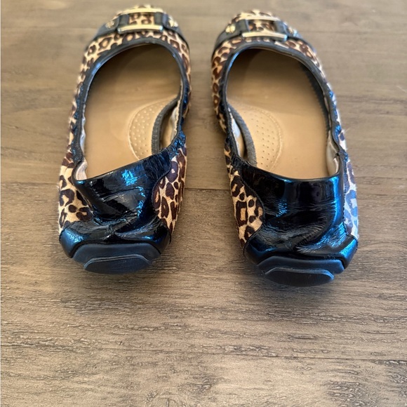 Me Too Leopard Print Ballet Flats - Picture 3 of 6